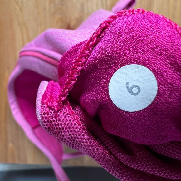Lululemon Free To Be Wild Bra Size 6 Heathered Jewelled Magenta Pink - Picture 6 of 6